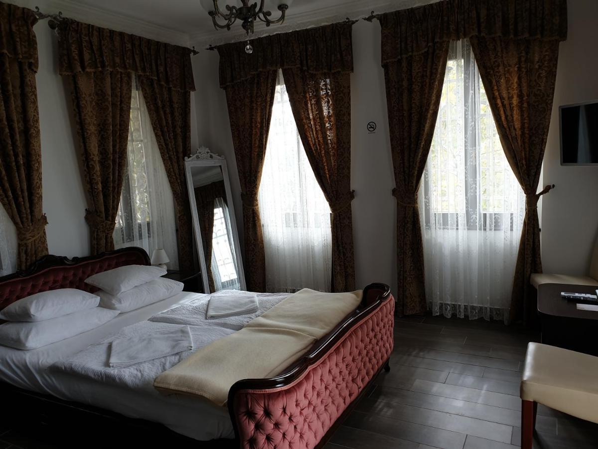 Kastelykert Fogado Hotel Szeged Bagian luar foto