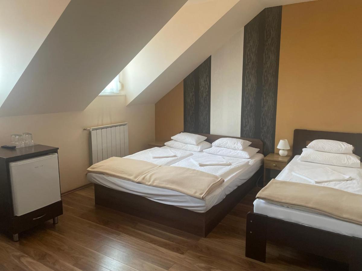 Kastelykert Fogado Hotel Szeged Bagian luar foto