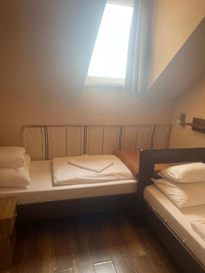 Kastelykert Fogado Hotel Szeged Bagian luar foto